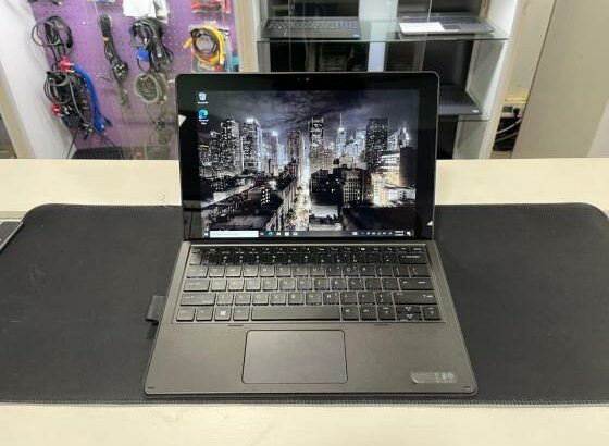 Laptop HP Pro x2 612 G2 4 2in1 12″ 4410Y 4GB 128SSD HD615 W10P