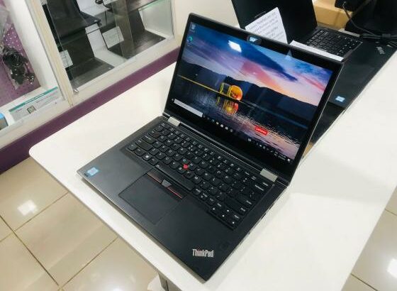 Laptop Lenovo ThinkPad Yoga 370 + Caneta 13.3″ i5-7300U 8GB 256SSD HD620 W10P