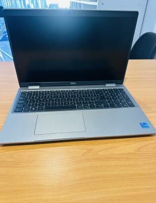 LapTop Limpinho CORE i5 11Th Gen ✨Dell Notebook Latitude 5520  ✨15,6 polegadas  ✨Display Full HD 1920 x 1080 ✨Intel Core i5 11ª geração i5-1135G7 2.40