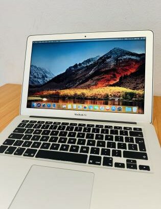 ✨*MacBook Air 2013  * ✨*Intel Core i5 1.70 GHZ ✨*13.3Polegadas * ✨*128 GB SSD,4 gb DDR3 SDRAM* ✨*Lap Top + Carregador* 🔋 Excellent  ✨intel HD Graphic