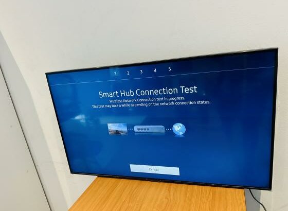 Tv Samsung 43″Original  Sul Aficana Pouco usada Com plásticos Ainda  UA43AU7000K Smart Ultra HD 4k (sem base)  Preço  :25.000.00MT