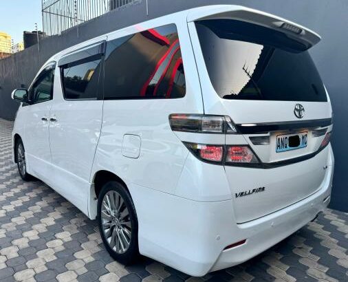 VELLFIRE 2013 3.5ZV6 GOLDEN EYES RECEM IMPORTADO