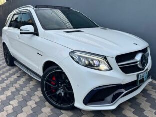 GLE63S V8 BITURBO RECEM IMPORTADO