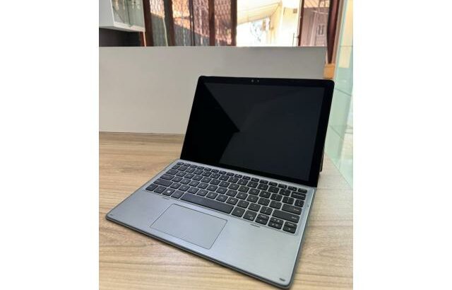 *Dell Latitude 7200 2-in-1 detachable*