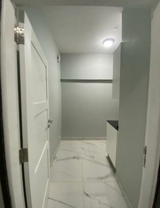 Vende-se Excelente Ap T3 reabilitado de Raiz  no 6• andar com elevador operacional