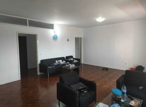 Vende-se apartamento na Mão tse tung T4