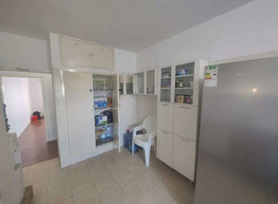 Vende-se apartamento na Mão tse tung T4