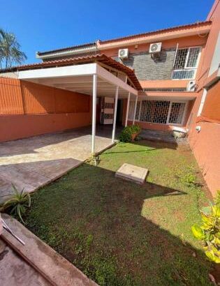 vende-se excelente Moradia Duplex na coop T3