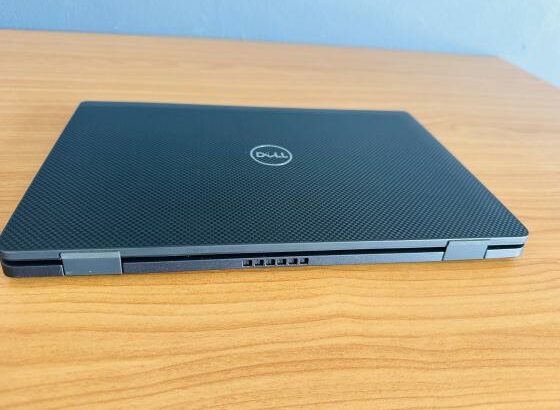 Lap Super Limpo Dell Latitude 7320 Touchscreen – Intel Core i7 – 1185G7 / up to 4.4 GHz – vPro – Win 11 Pro – Intel Iris Xe Graphics – 16 GB RAM – 256