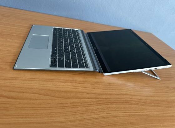 Lap Top Semi Novo HP Elite x2 G8 Tablet – with detachable keyboard – Intel Core i5 – 1145G7 / up to 4.4 GHz – vPro – Win 11 Pro – Intel Iris Xe Graphi
