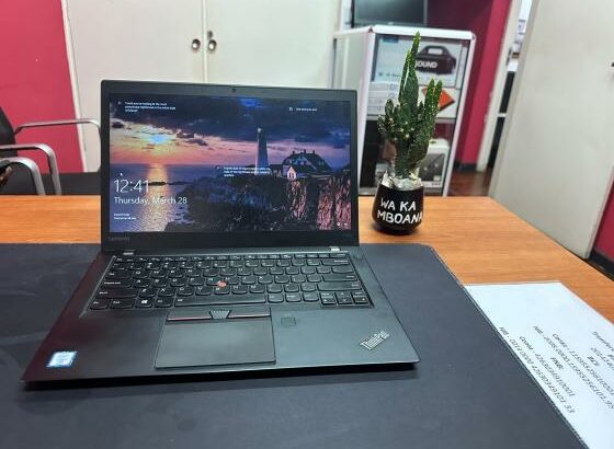 Lenovo Thinkpad T460S i5 6th 8GB RAM 256GB SSD M2