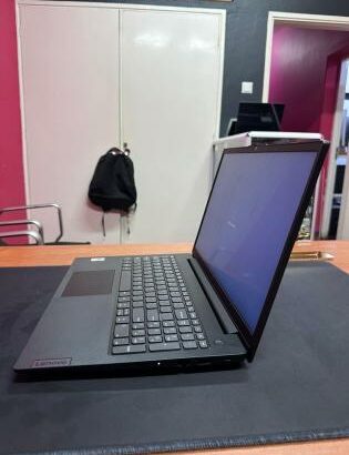 Lenovo V15 G2 i5 11th 8GB RAM 512GB SSD