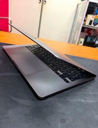 MacBook Pro 2020 TouchBar i5 16GB RAM 512GB SSD