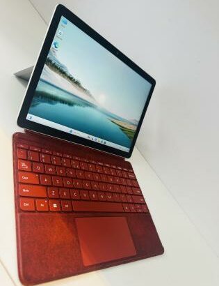 Microsoft Surface Go 3 Edição 2022 Desmontavel  Touch Screen  10,5 Polegadas  Intel® Core™ i3 – 10100Y  1.30 GHZ 10th Gen super confortavel  8 GB DDR4