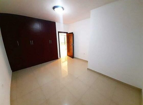 Vende-se Casa T.4 na Matola rio ao lado da Clínica da Familia