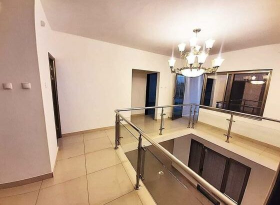 Vende-se Casa T.4 na Matola rio ao lado da Clínica da Familia