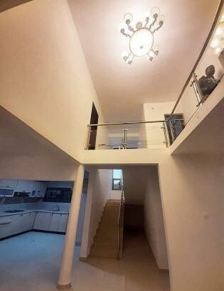 Vende-se Casa T.4 na Matola rio ao lado da Clínica da Familia