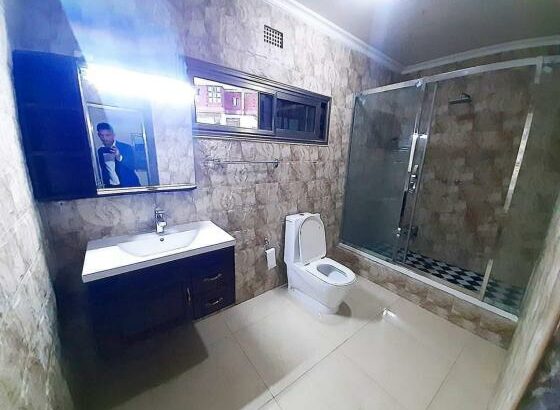 Vende-se Casa T.4 na Matola rio ao lado da Clínica da Familia