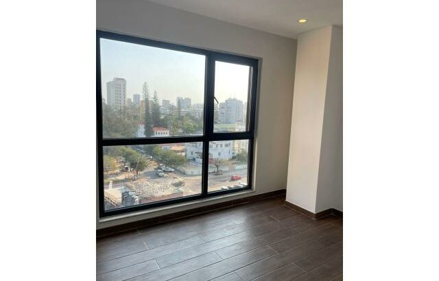 Vende-se Luxuoso Apartamento T3 no condomínio Maria do Carmo