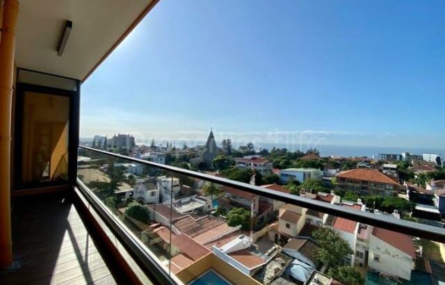 Vende-se Luxuoso Apartamento T3 no condomínio Maria do Carmo