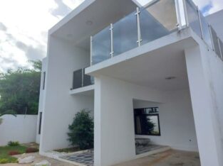 Vende-se Luxuosa Moradia T4 duplex no CMC circular