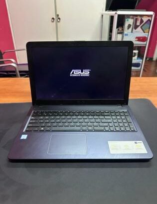 ASUS X543U i3 6th 4GB RAM 1TB