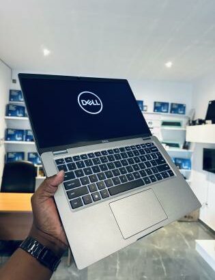 Dell Latitude 5420 Ultrabook  Machine  Intel Core i7-1185G7  2.80GHZ (8Cpus) 11ª Geração,16 GB DDR4 SDRAM,512  GB SSD NVME,Teclado Luminoso Intel iris