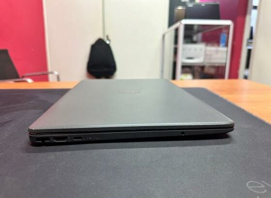 Hp 15 i7 10th 16GB RAM 256GB SSD +1TB HDD