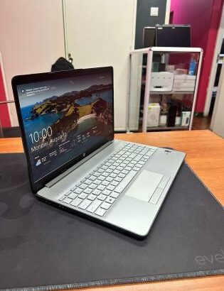 Hp 15 i7 10th 16GB RAM 256GB SSD +1TB HDD