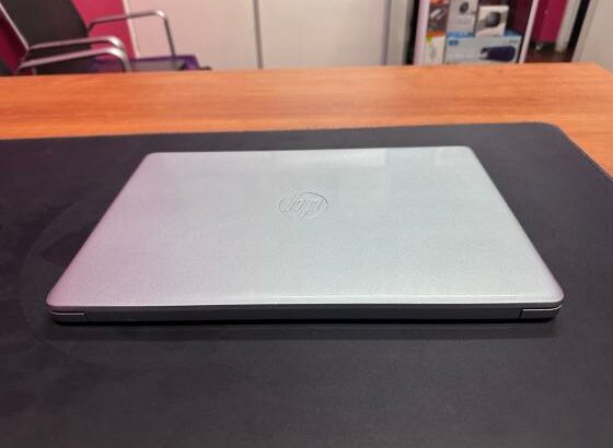 Hp 15s i3 10th 8GB RAM 500GB