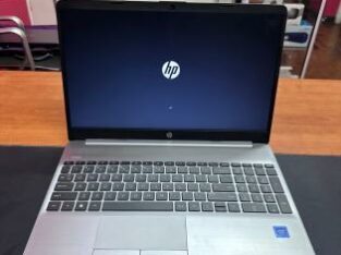 Hp 250 G8 Celeron N4030 4GB RAM 256GB SSD