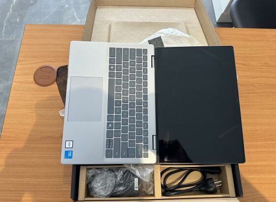 Lap Top Core I5 da 14 TH Generation Novinho  *Dell Inspirion 14-7440 2-in-1 Core 5  Convertible X360 Touchscreen and Oled Display ,*Intel Core 5 1.70