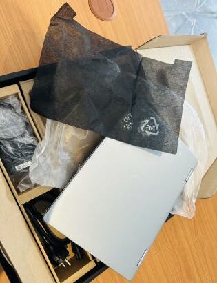 Lap Top Core I5 da 14 TH Generation Novinho  *Dell Inspirion 14-7440 2-in-1 Core 5  Convertible X360 Touchscreen and Oled Display ,*Intel Core 5 1.70