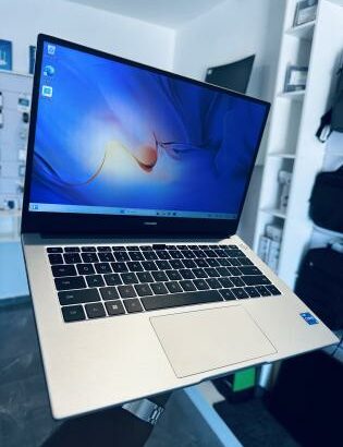 ✨Lap Top Semi-Novo  *Executive Huawei Matebook D14 Metalizado  *✨*Intel Core i5-1135G7 2.40 GHZ  (08 CPUs) 11 th Generation 14 Polegadas * ✨*Face ID +