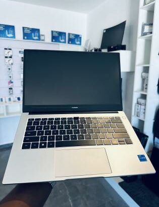 ✨Lap Top Semi-Novo  *Executive Huawei Matebook D14 Metalizado  *✨*Intel Core i5-1135G7 2.40 GHZ  (08 CPUs) 11 th Generation 14 Polegadas * ✨*Face ID +