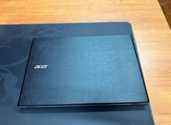 Laptop Acer Extensa i5 5th 4GB RAM 500GB HDD