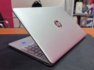 Laptop HP 15s