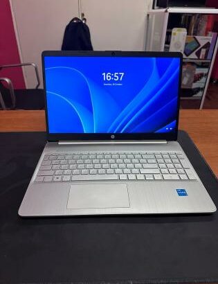 Laptop HP 15s