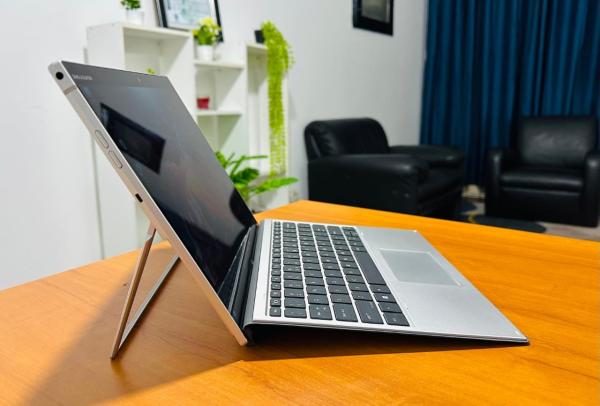 Laptop HP Elite X2 G8 2in1 i5 11th 16GB RAM 256GB SSD