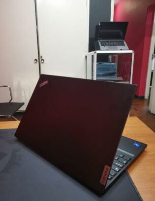 Lenovo Thinkpad E15 i5 11th 8GB RAM 256GB SSD