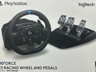 Logitech G923 Racing wheel and pedals