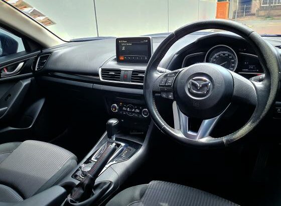 Mazda Axela Sport 2.0 Gasolina