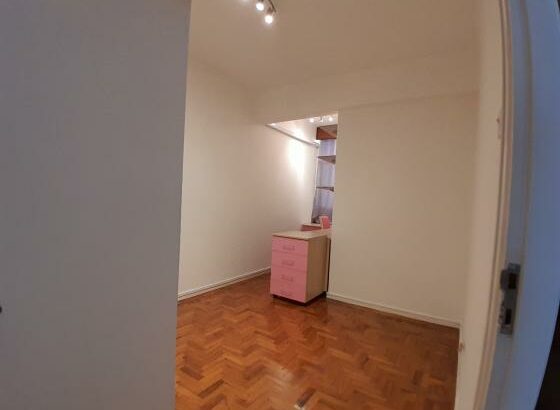 VENDE-SE FLAT TIPO 3 MOBILADO NA POLANA  PRÓXIMO A JULIUS NYERERE