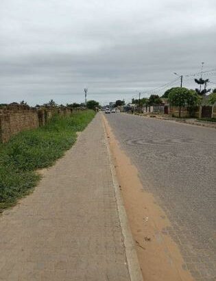 transpasse destas parcelas, de 15/30m no bairro de laulane zona da Dona Alice