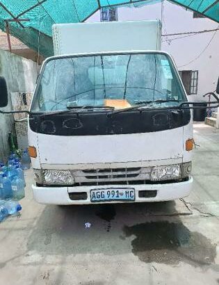 Vendo Camioneta Toyota Dyna 3L Contentorizada