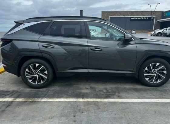 Vendo Modelo: Hyundai Tucson 1.6 Turbo
Gasolina 4WD, 5 lugares, 
Ano 2022; 50.000kms