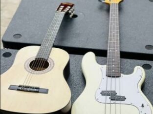 Guitarra Clássica ou Violão e Baixo