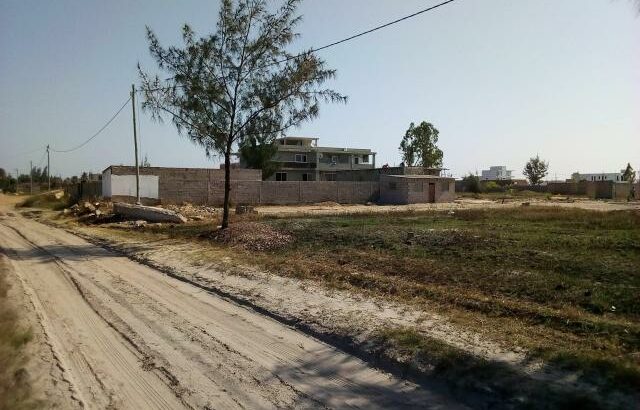 Trespasao Terreno 15/30 Costa do Sol Zona de Expansao