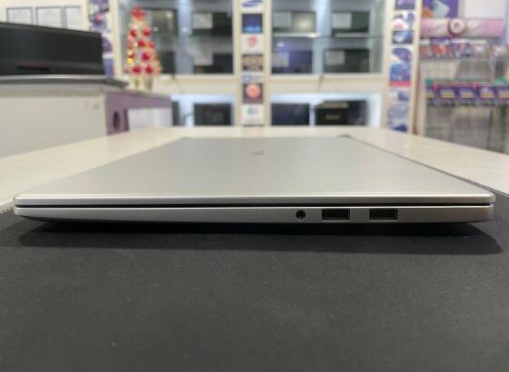 Huawei MateBook D15 BoDE-WDH9 15.6” i5-1155G7 8GB 256SSD iRisXe W11H