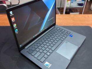 ASUS Expertboom 14 i7 13th 16GB RAM 512GB SSD